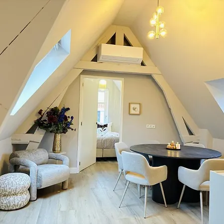 De Parel - In De Winkelstraat Breda