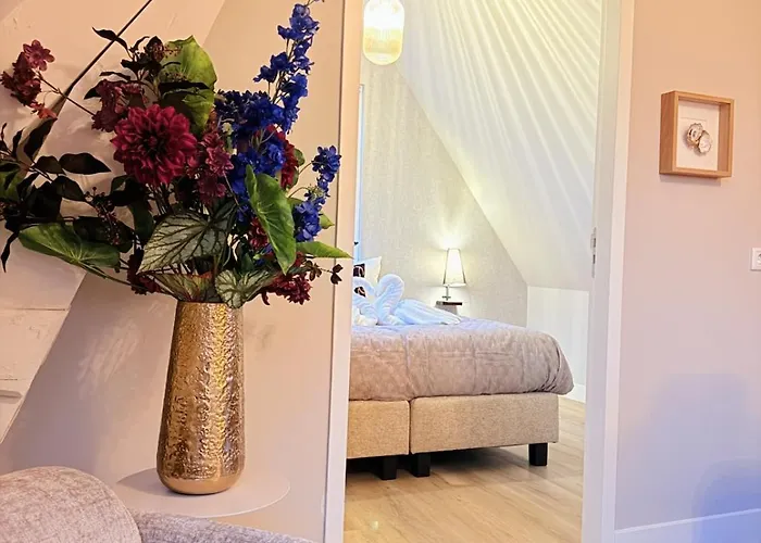 De Parel - In De Winkelstraat